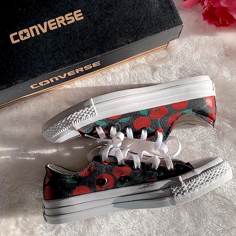 Vintage Converse Cherry Face Sneakers Size 5